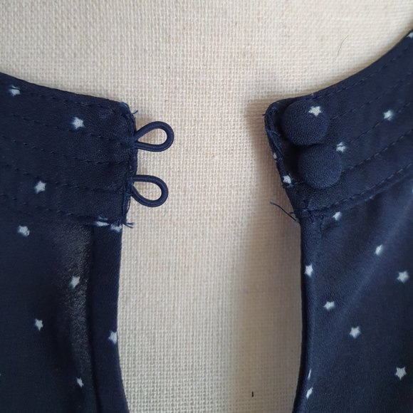 Loft Petite Navy and White Star Print Tank Size SP - Picture 3 of 8